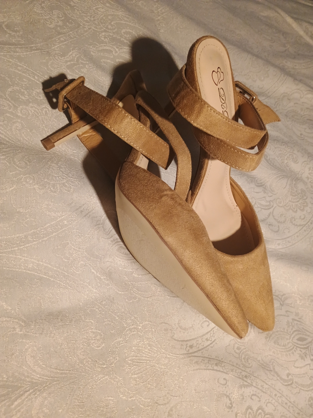 Women’s Tan Suede Pointed-Toe Strappy Heels - Picture 4 of 4
